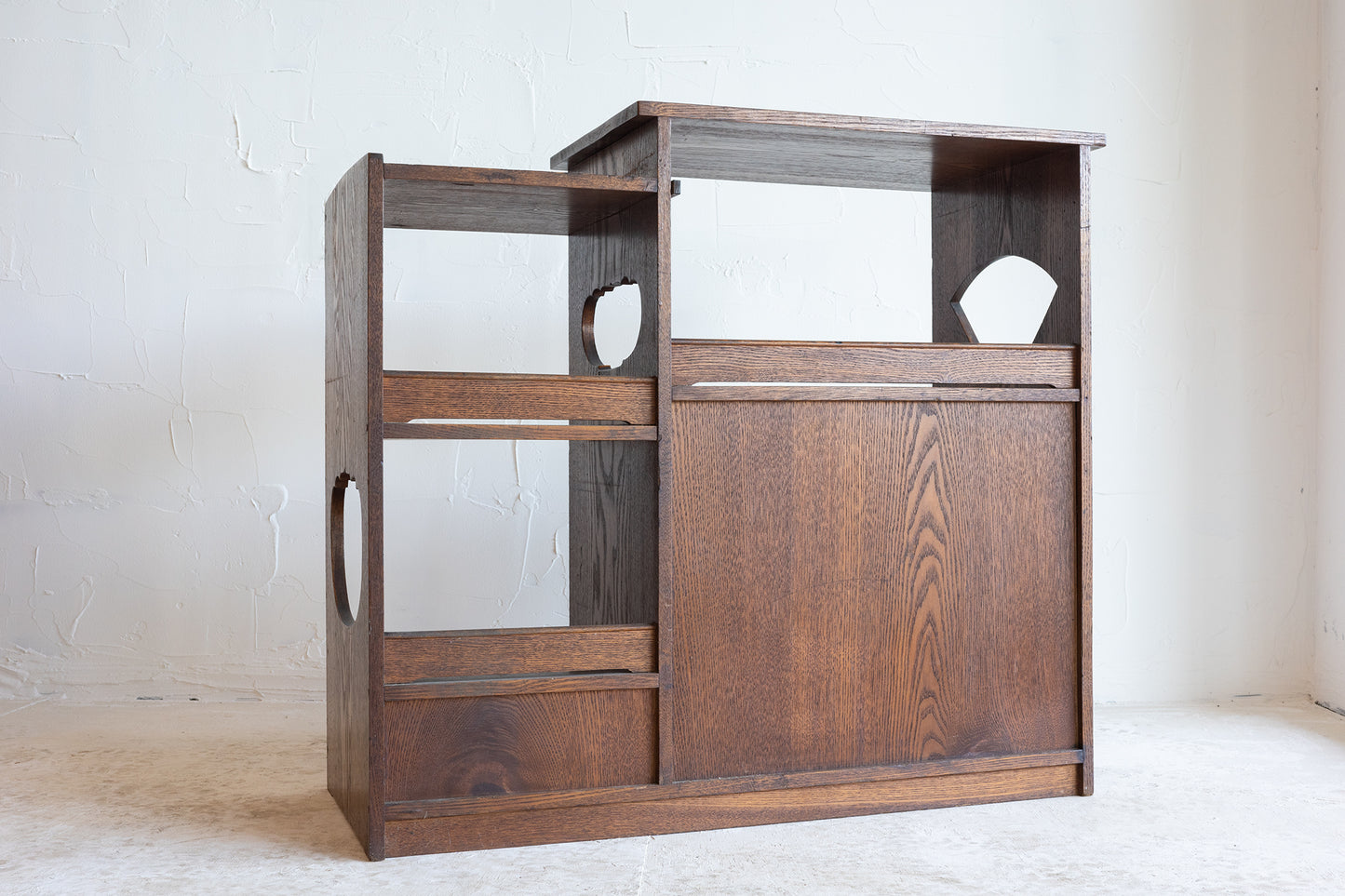 茶箪笥 / Tea Chest