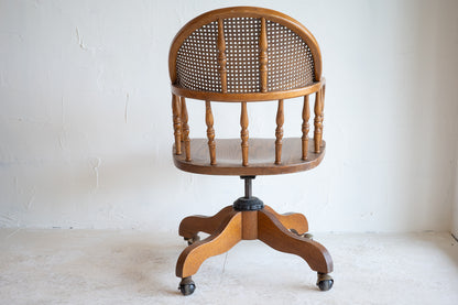 椅子 / Chair
